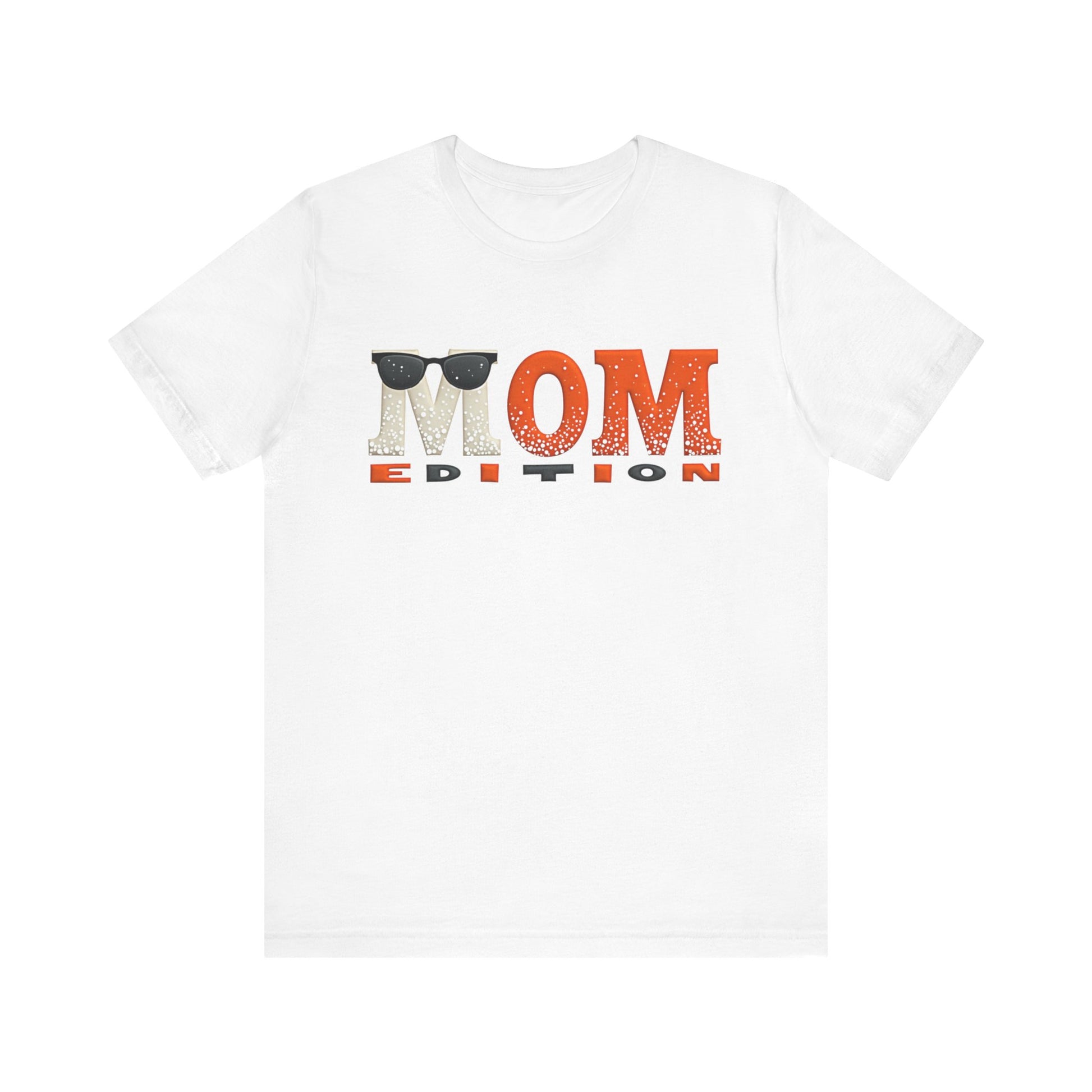 Faith-inspired 'MOM' t-shirt – perfect gift for mothers rooted in love and purpose by Klippette